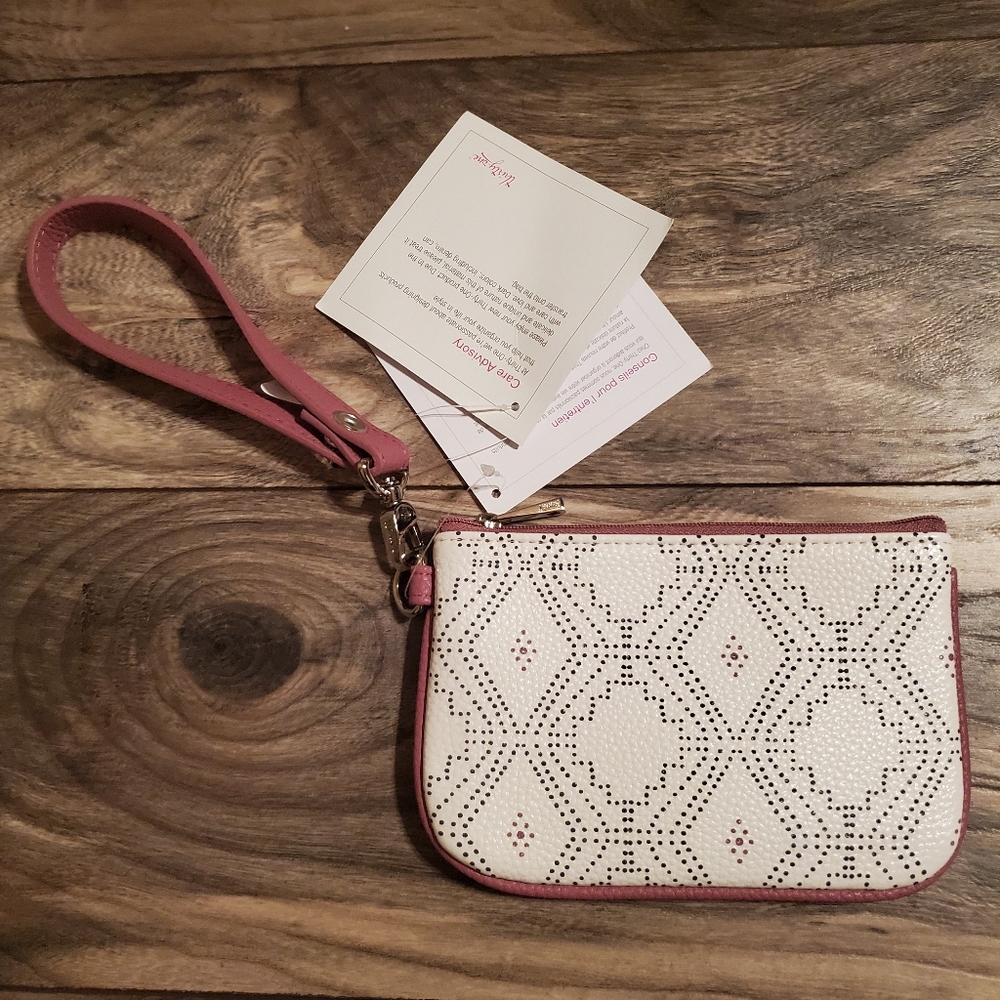NWT Thirty One Wristlet